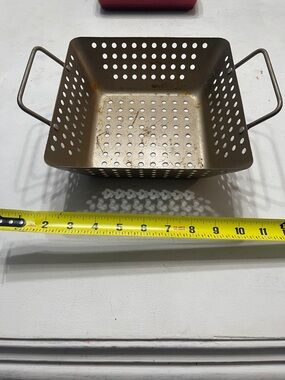 Strainer Gold Stainless Steel Perforated Grill Basket with Handles